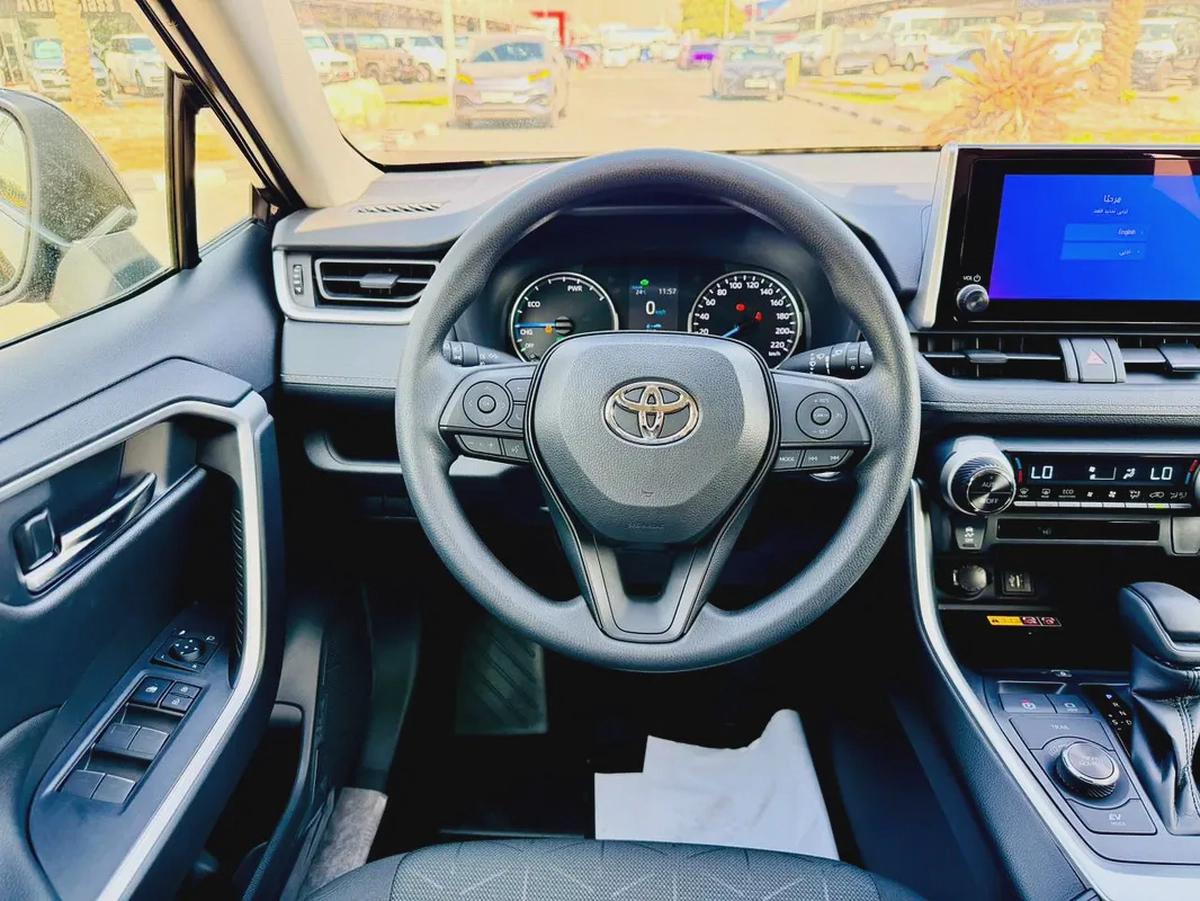 Toyota RAV4 2.5L Hybrid 2025 GCC 0 KM-14-14