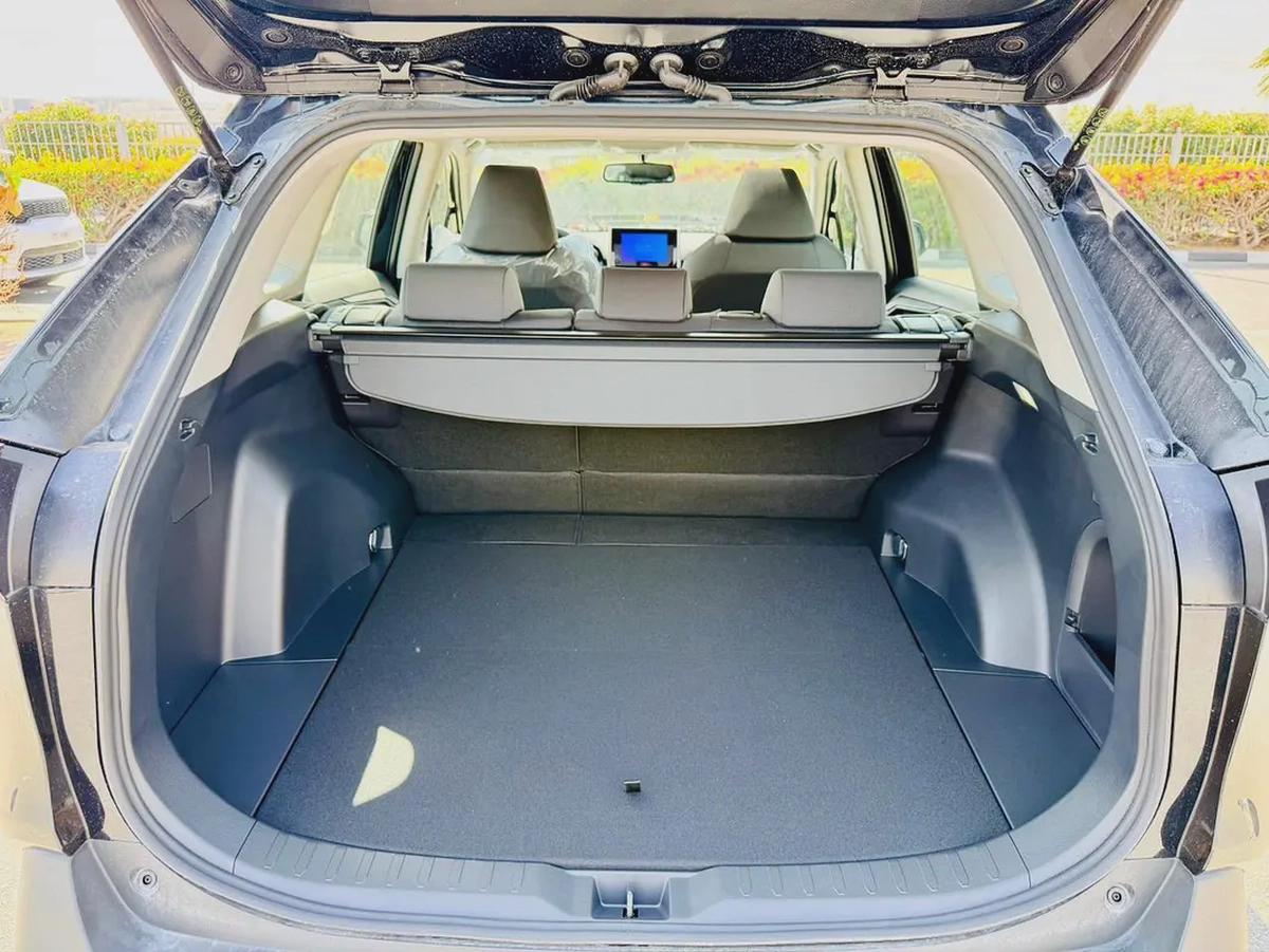 Toyota RAV4 2.5L Hybrid 2025 GCC 0 KM-17-17