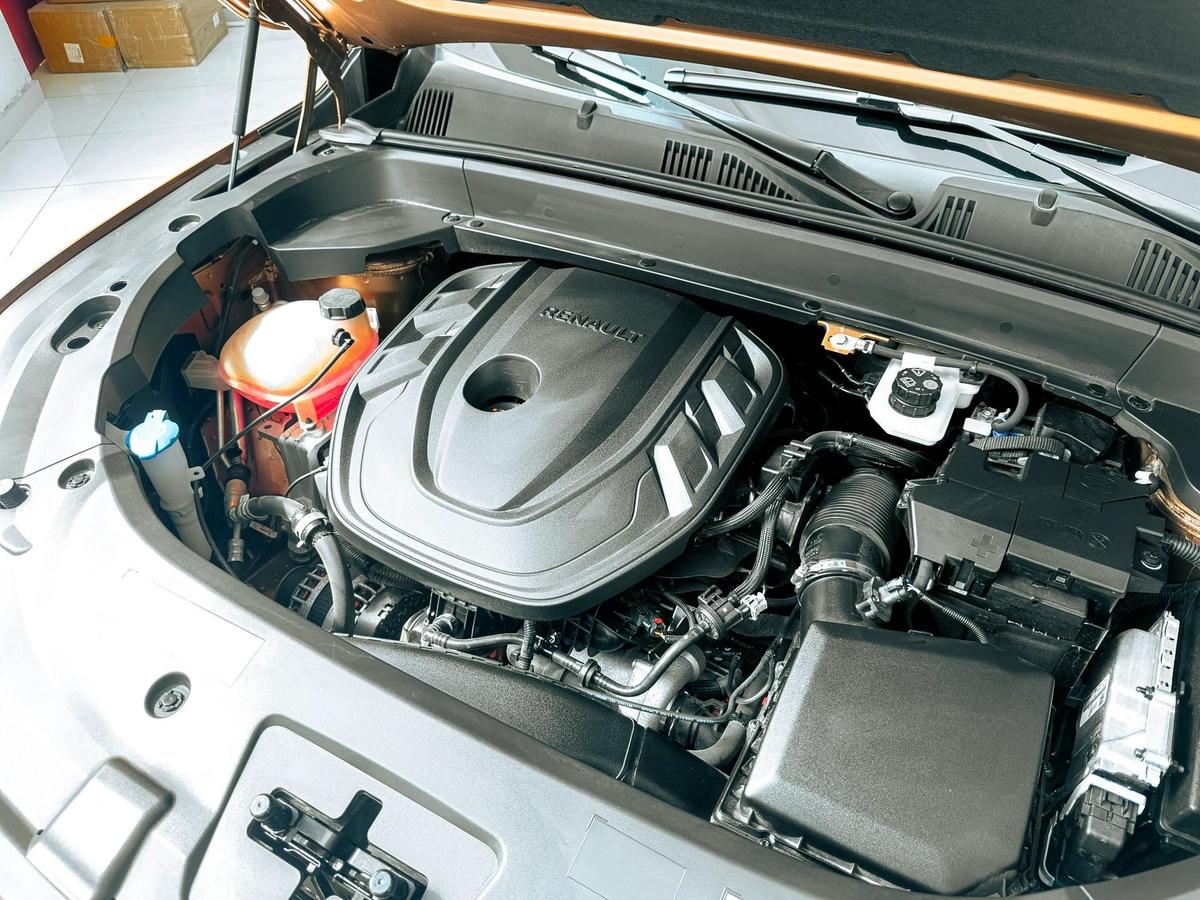 AED 1,300 // 20%DP // 2026 Renault Koleos Iconic LE Leather 2.0L V4 // Like New!-6-6