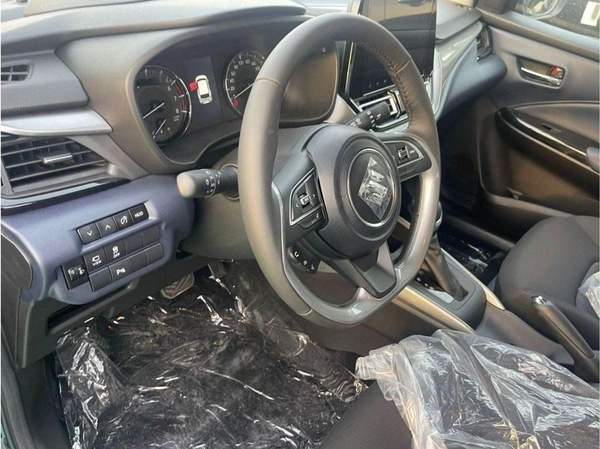 Suzuki Baleno GLX 1.5L PETROL, DVD + 4 CAMERAS / FULL OPTION