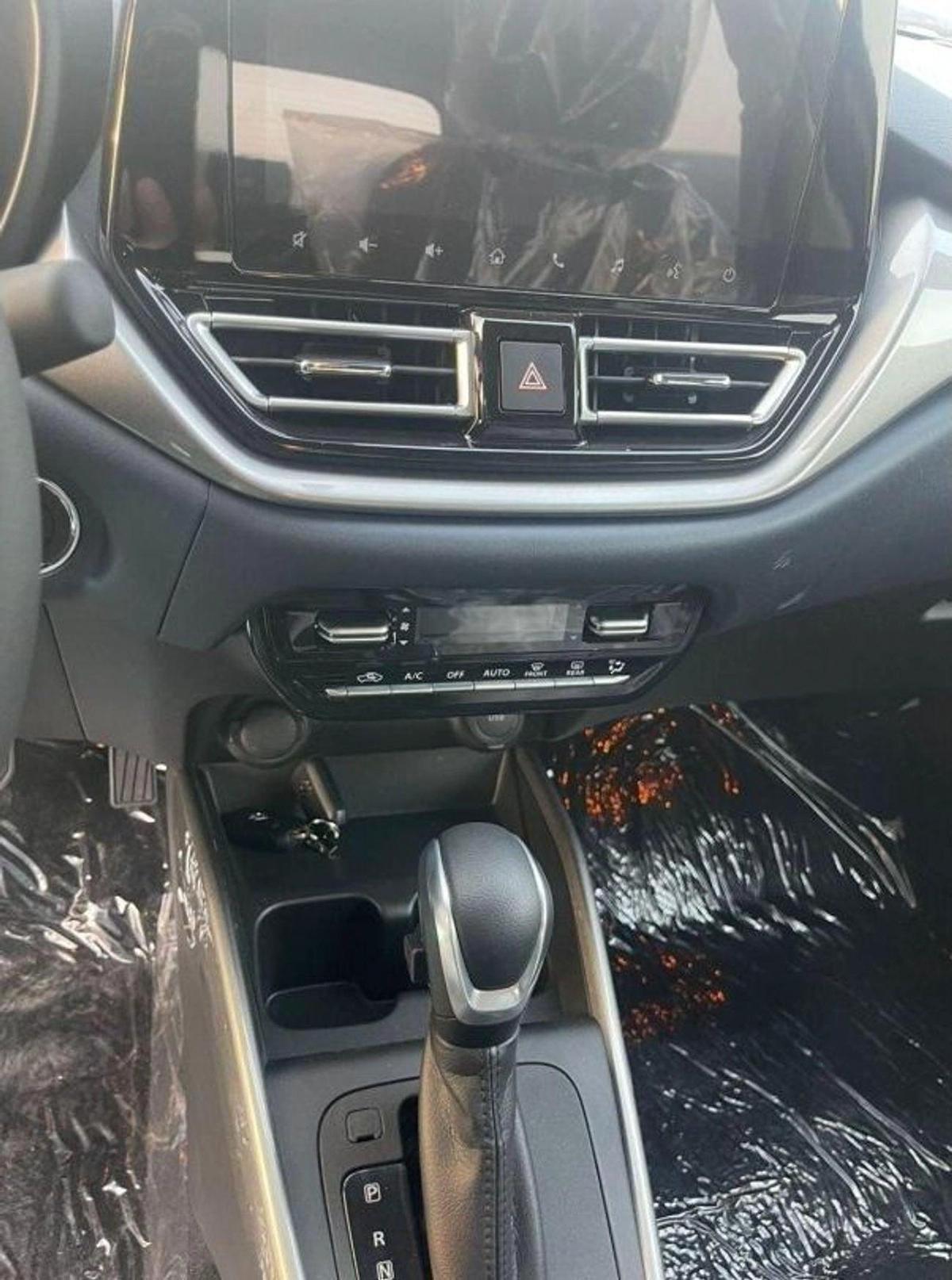 Suzuki Baleno GLX 1.5L PETROL, DVD + 4 CAMERAS / FULL OPTION-15-15