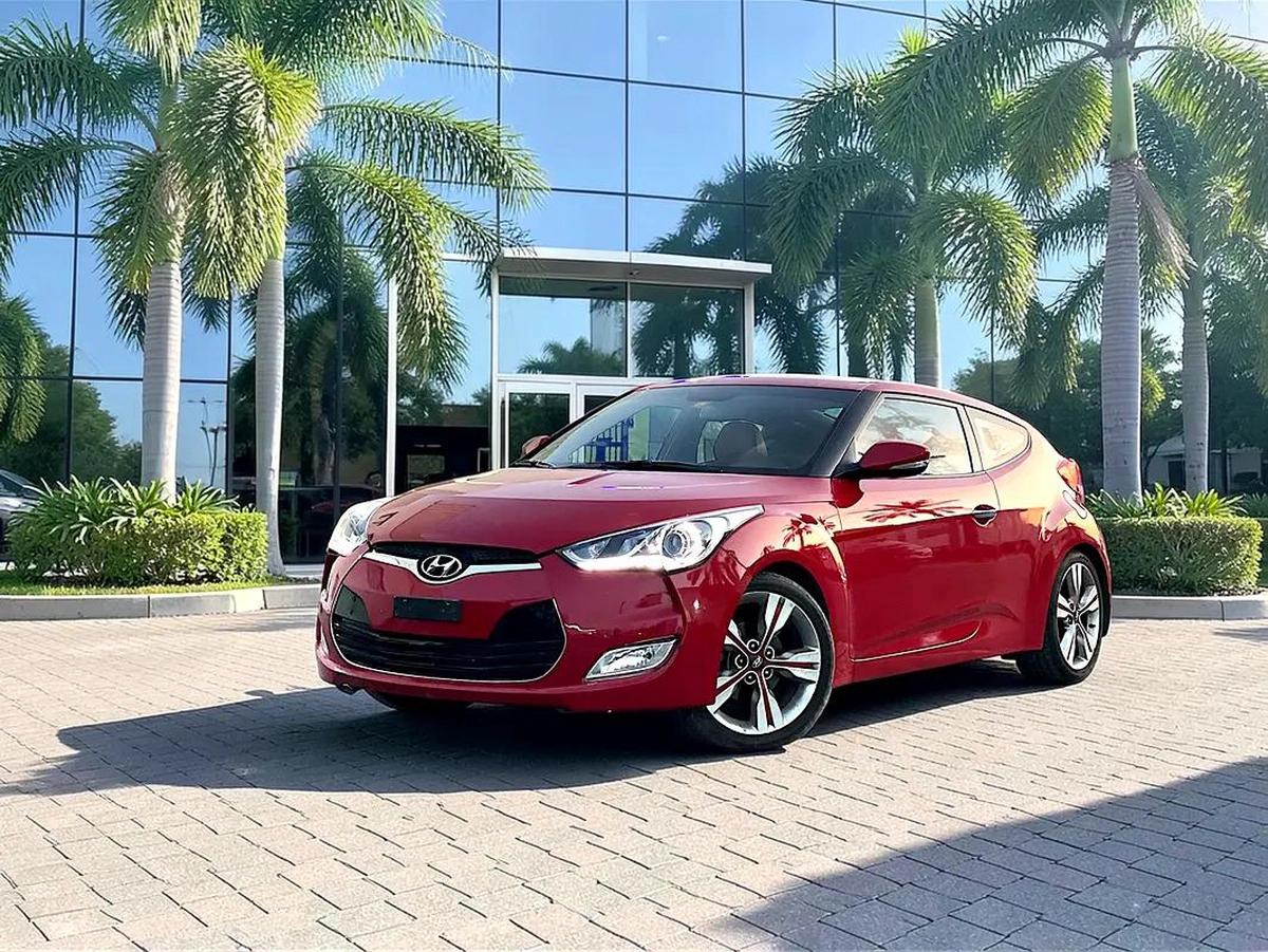 HYUNDAI | VELOSTER | GLS | 1.6L |2016 |GCC | EXCELLENT CONDITION-0-0