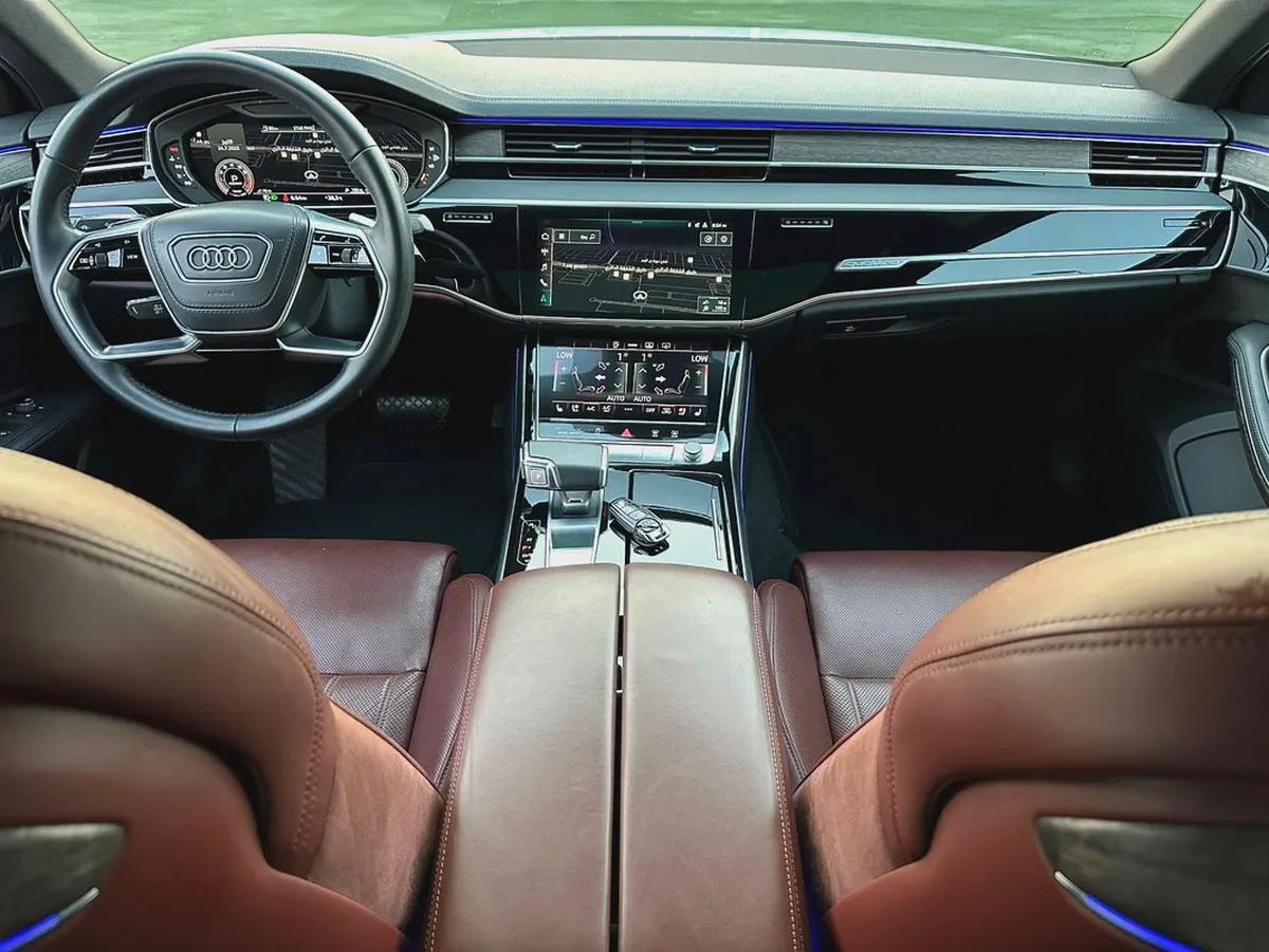 (2021) AUDI A8 //QUATTRO// GCC FULL OPTION -ORIGINAL PAINT--12-12