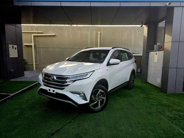 Toyota Rush EX/ PASSENGER 7 SEATS/ LOW MILEAGE