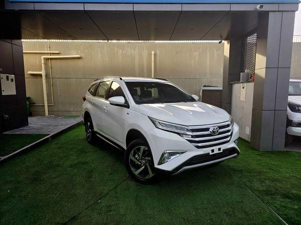 Toyota Rush EX/ PASSENGER 7 SEATS/ LOW MILEAGE