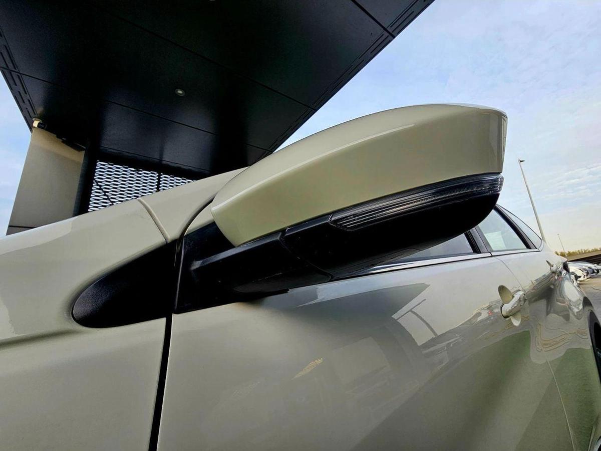 Toyota Rush EX/ PASSENGER 7 SEATS/ LOW MILEAGE-5-5