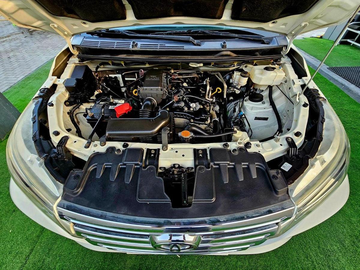 Toyota Rush EX/ PASSENGER 7 SEATS/ LOW MILEAGE-7-7