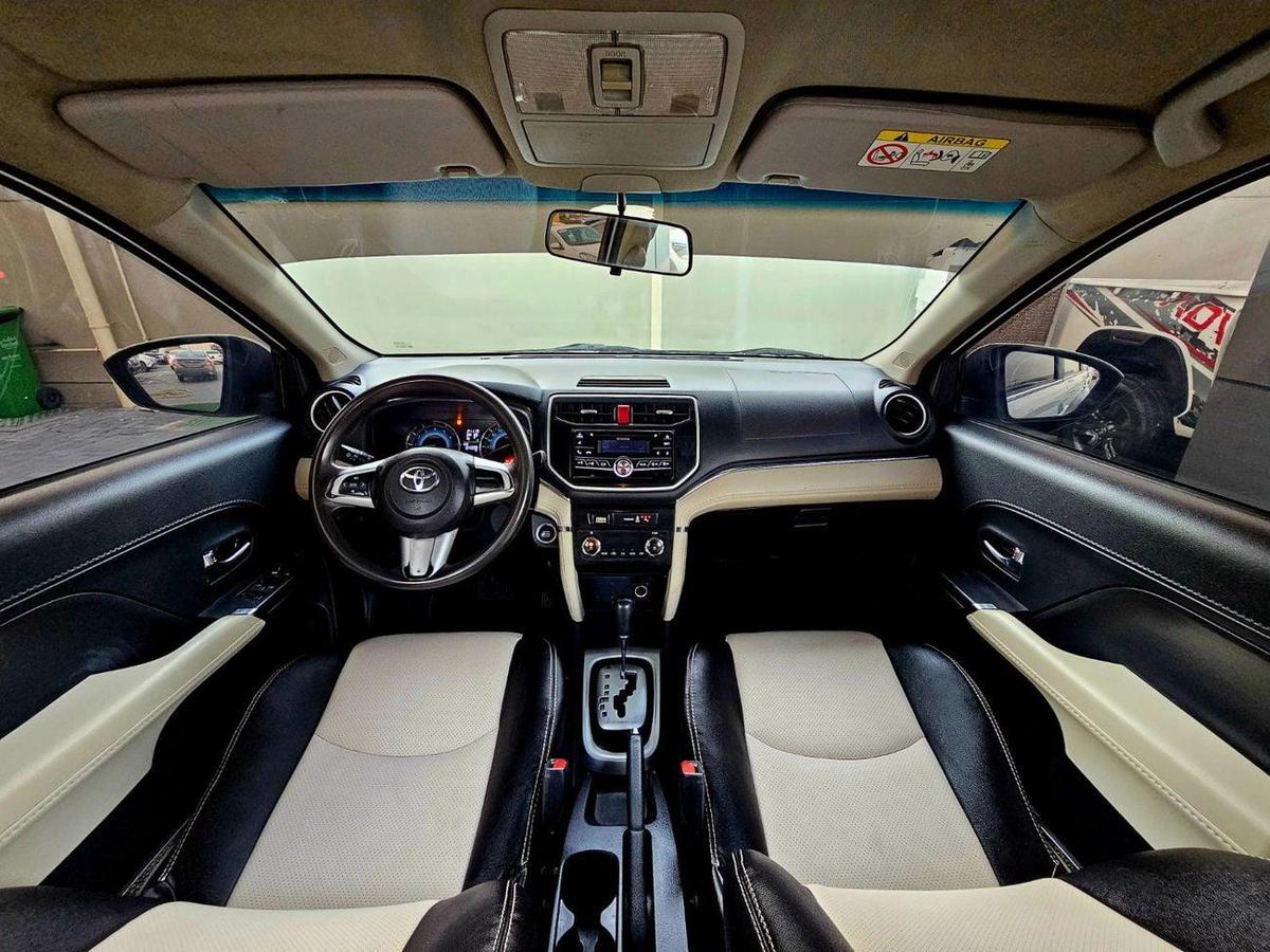 Toyota Rush EX/ PASSENGER 7 SEATS/ LOW MILEAGE-12-12