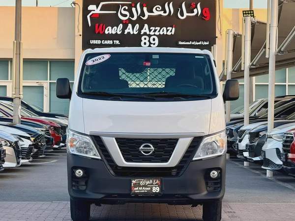 Nissan Urvan Standard 2022 - GCC Specs - Perfect for your Business!