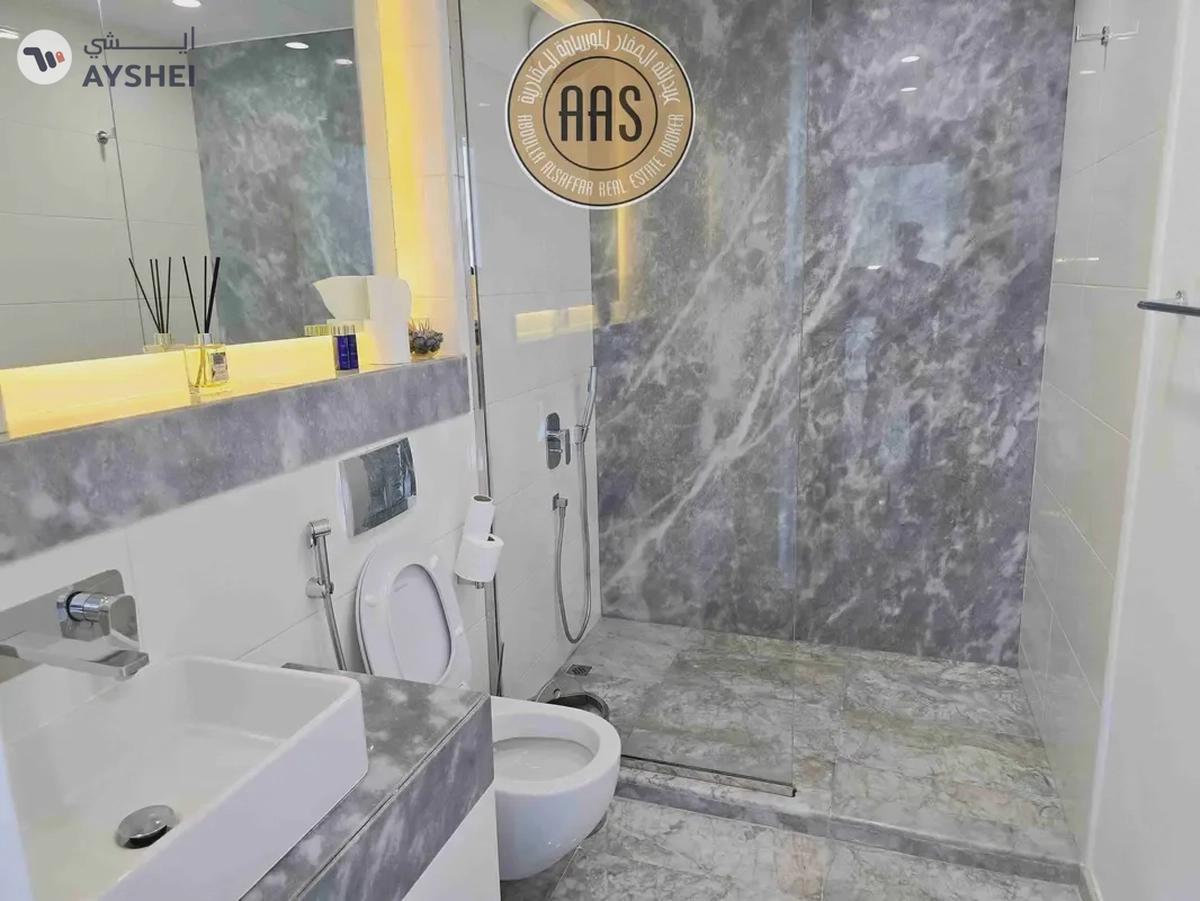 Modern Living Style, Lavish & Spacious 1BHK Fully Furnished, Prime Location. Canal View.-1-1