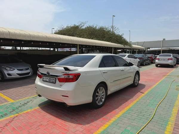 Toyota Aurion Limited 2014 - GCC Specs - Well Maintained