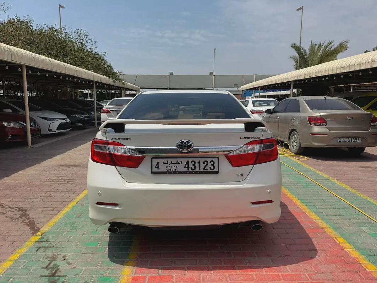 Toyota Aurion Limited 2014 - GCC Specs - Well Maintained-4-4