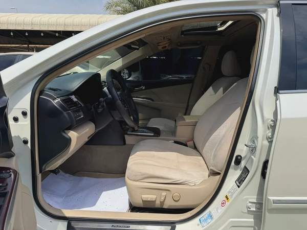 Toyota Aurion Limited 2014 - GCC Specs - Well Maintained