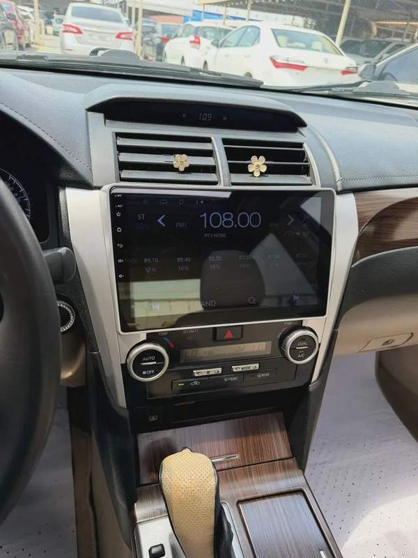 Toyota Aurion Limited 2014 - GCC Specs - Well Maintained