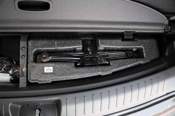 Hyundai Santa Fe Calligraphy 2024 | Luxury 7-Seater | GCC FOR EXPORT