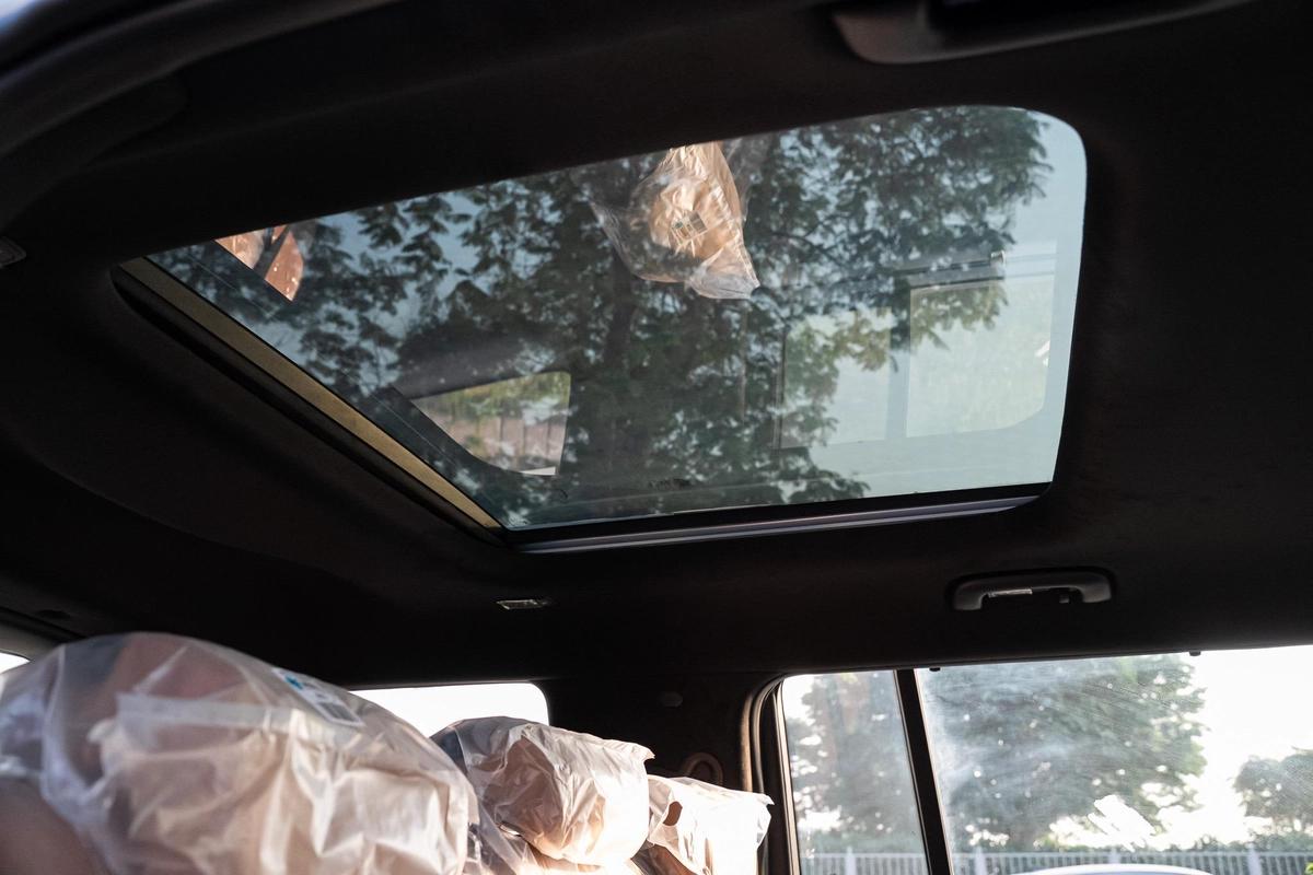 Hyundai Santa Fe Calligraphy 2024 | Luxury 7-Seater | GCC FOR EXPORT-15-15