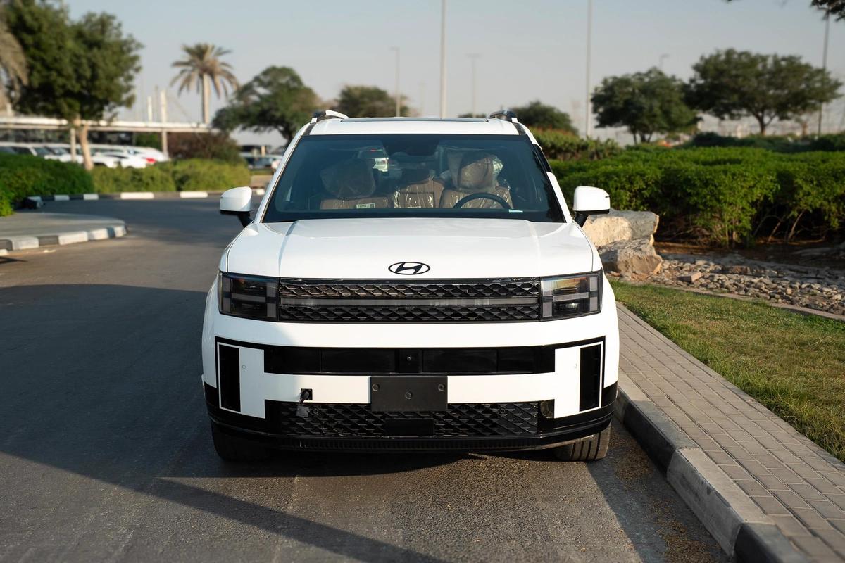 Hyundai Santa Fe Calligraphy 2024 | Luxury 7-Seater | GCC FOR EXPORT-4-4