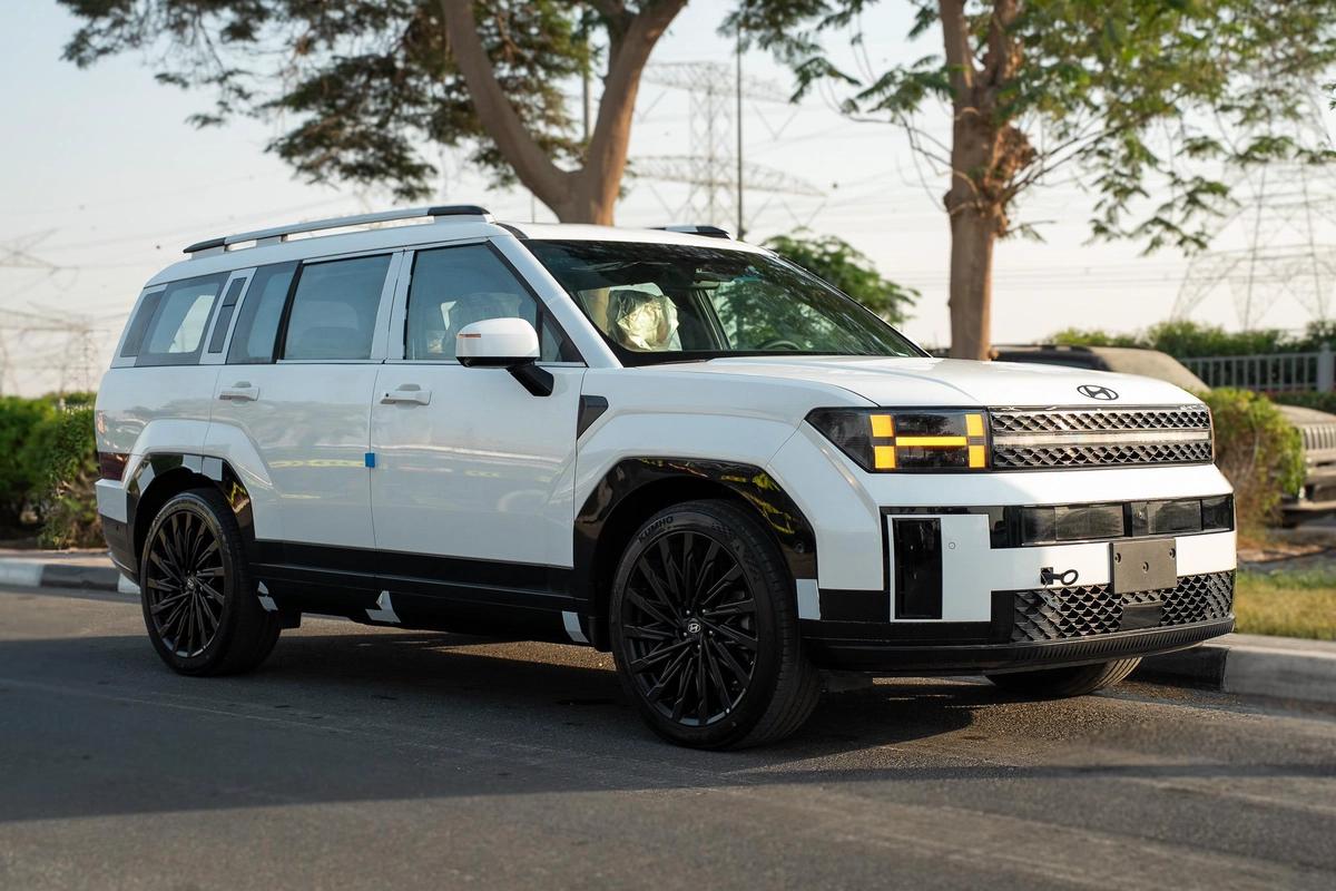 Hyundai Santa Fe Calligraphy 2024 | Luxury 7-Seater | GCC FOR EXPORT-0-0