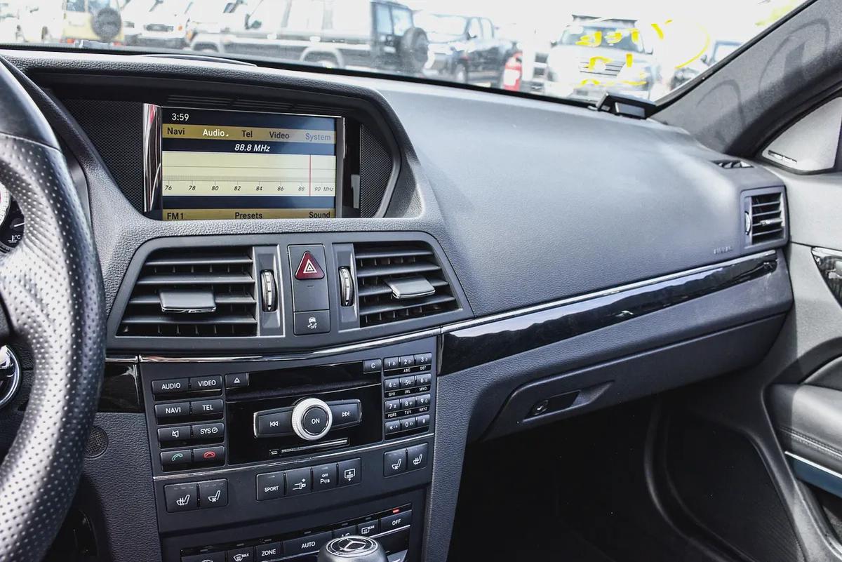 2010 - BENZ E350 COUPE - SUPER CLEAN - LIKE NEW - ONLY 33,000 KM-10-10