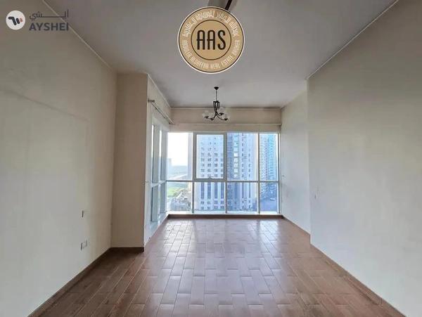 One Bed Apartment Chiller Free __ Balcony Open View
