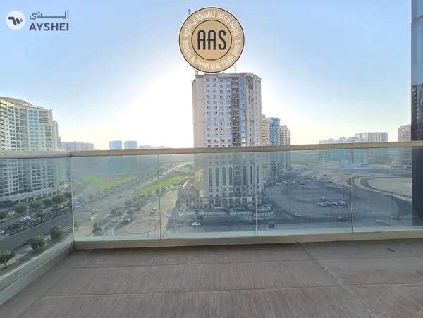 One Bed Apartment Chiller Free __ Balcony Open View
