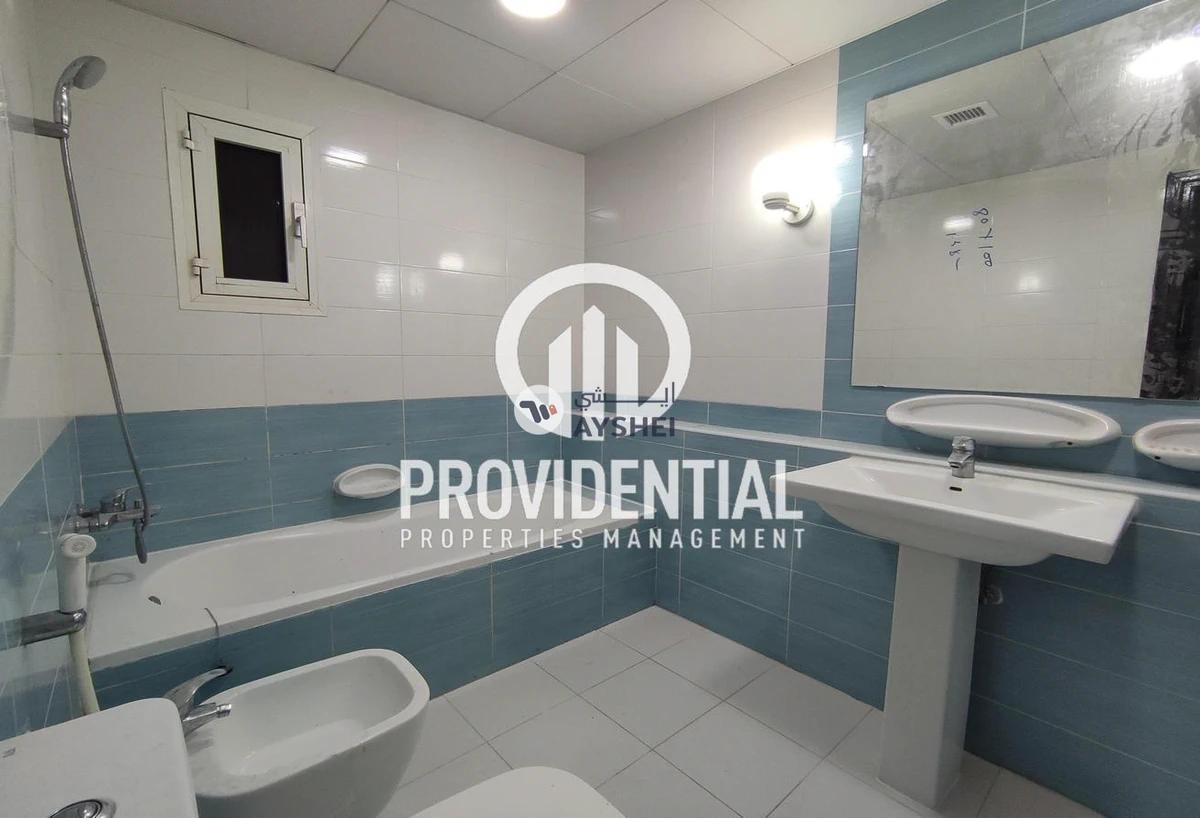 APARTMENT FOR RENT IN SILVER TOWER, CORNICHE ROAD -1-1