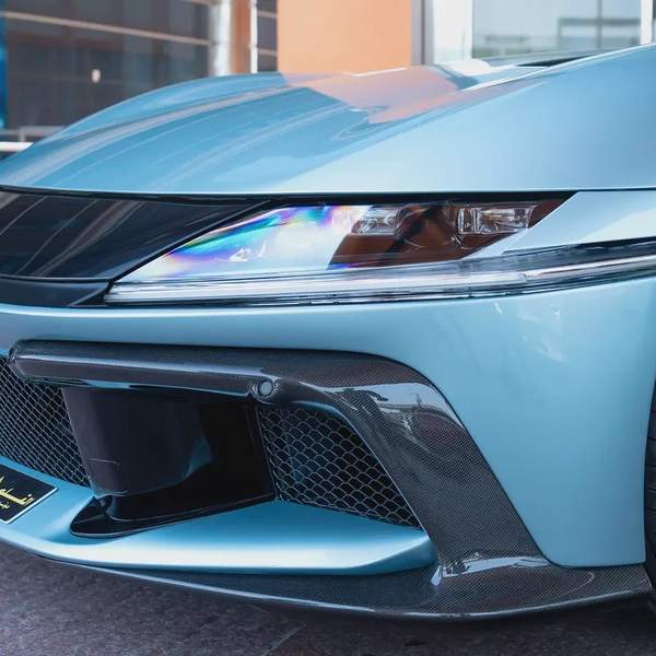 2025 FERRARI 12CILINIDRI ( CARBON BODY KIT ) BRAND NEW