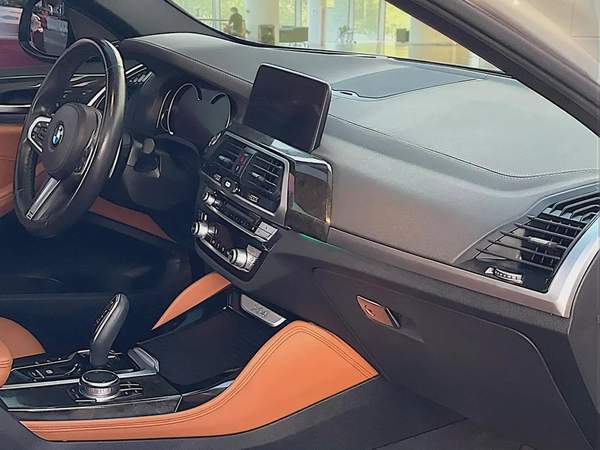 AED 1586 P.M | BMW X4 xDrive30i M Sport 2019 GCC Specs