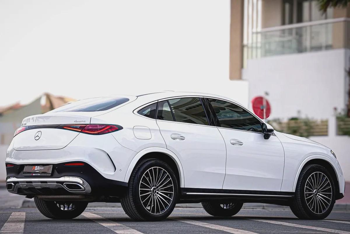 2025 Mercedes-Benz GLC 300 Coupe | 8,000 KMS-4-4
