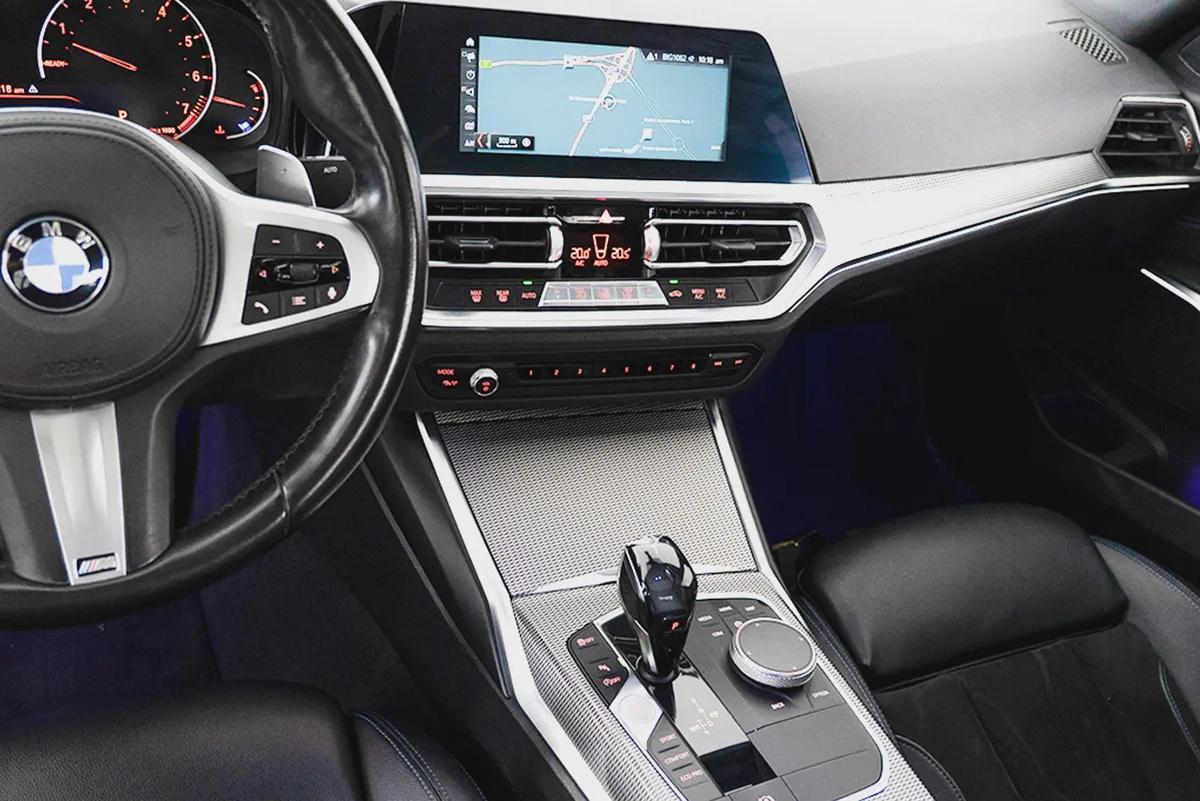 2,187 AED / 60 months | 0% DP | 2019 BMW 330i / Full Service History-9-9