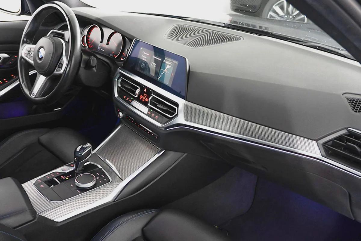2,187 AED / 60 months | 0% DP | 2019 BMW 330i / Full Service History-10-10
