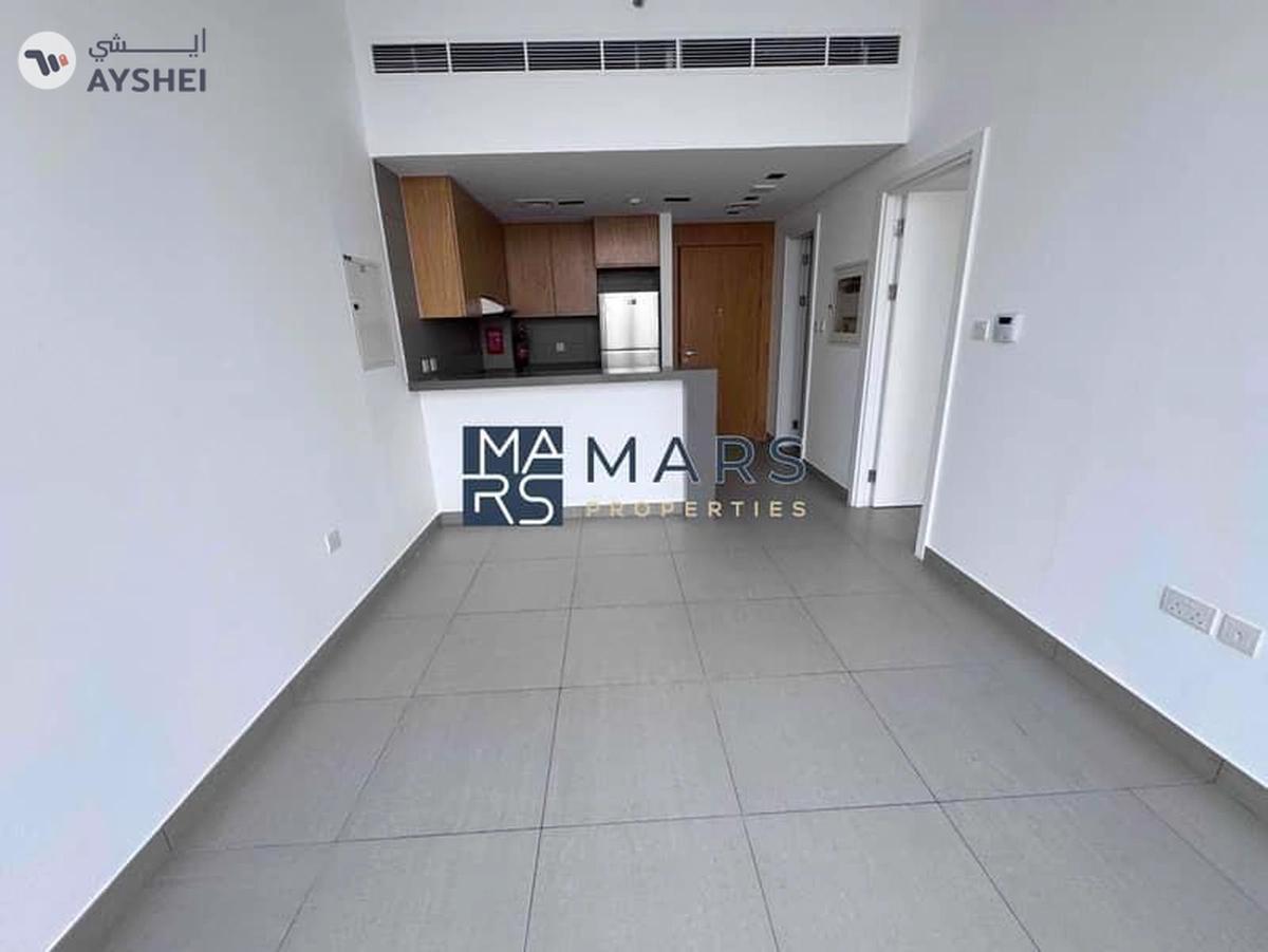 Spacious one bedroom with kitchen appliances and all facilities available for rent in Al Mamsha-9-9