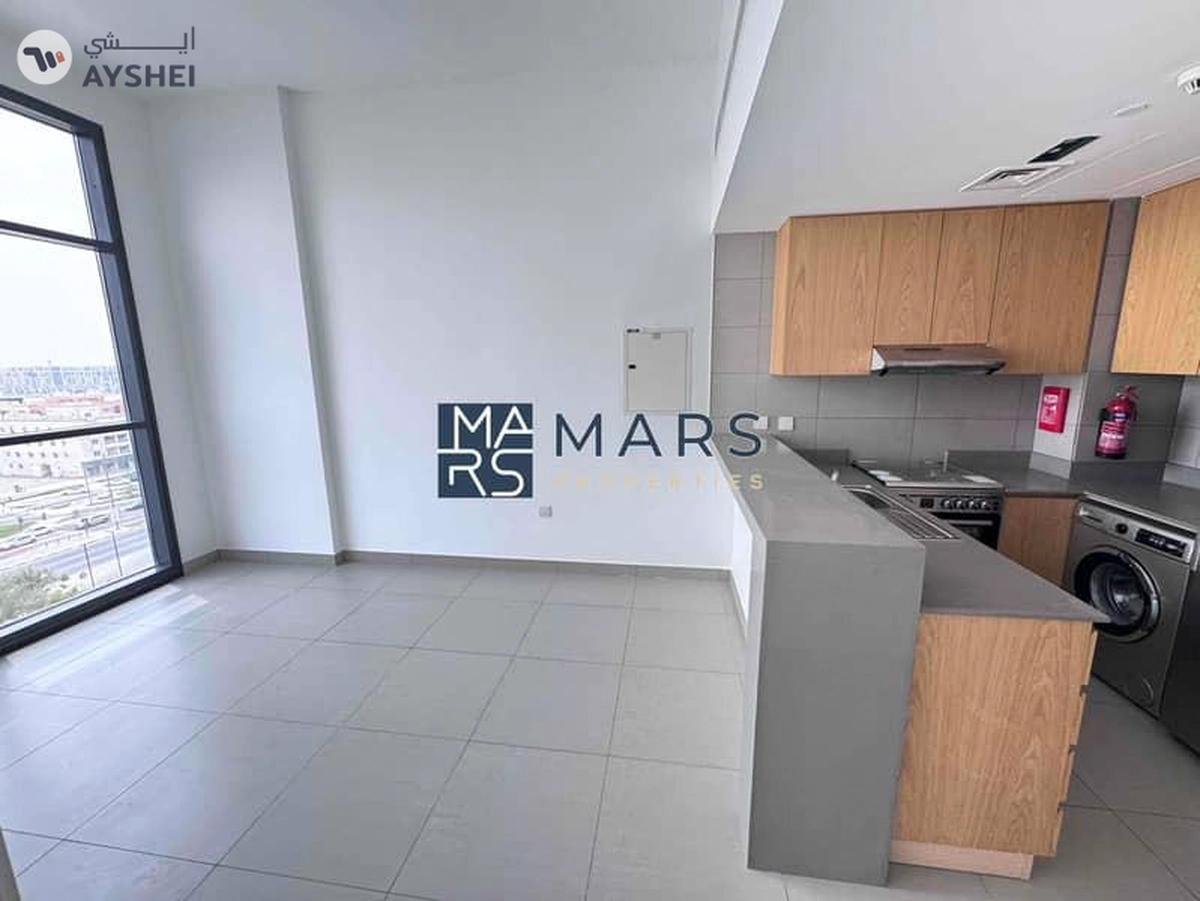 Spacious one bedroom with kitchen appliances and all facilities available for rent in Al Mamsha-5-5