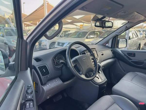 2019 Hyundai H1 | 12 Seaters | Automatic, Diesel | Korean Specs | Ref#924