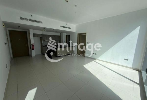 2BR w Balcony | Sea View | Great Location