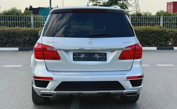 2014 Mercedes GL500 4Matic | G.C.C Spec