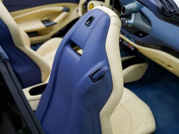 F8 SPIDER 2022 - ONLY 3260 KM - UNDER DEALER’S FREE CONTRACT SERVICE - SUSPENSION LIFTER