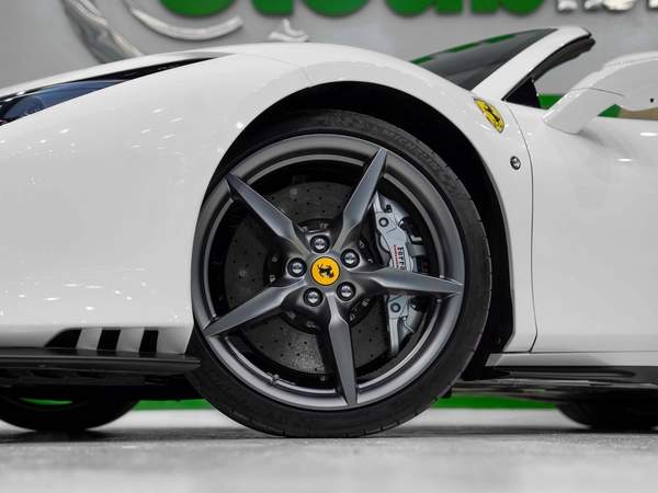 F8 SPIDER 2022 - ONLY 3260 KM - UNDER DEALER’S FREE CONTRACT SERVICE - SUSPENSION LIFTER