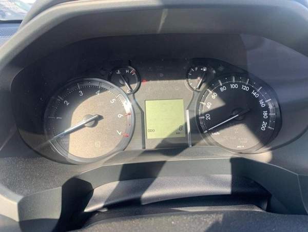 Toyota Prado 2023 new TOYOTA PRADO 2700CC VXR FULL OPTION PETROL AUTOMATIC ZERO KM