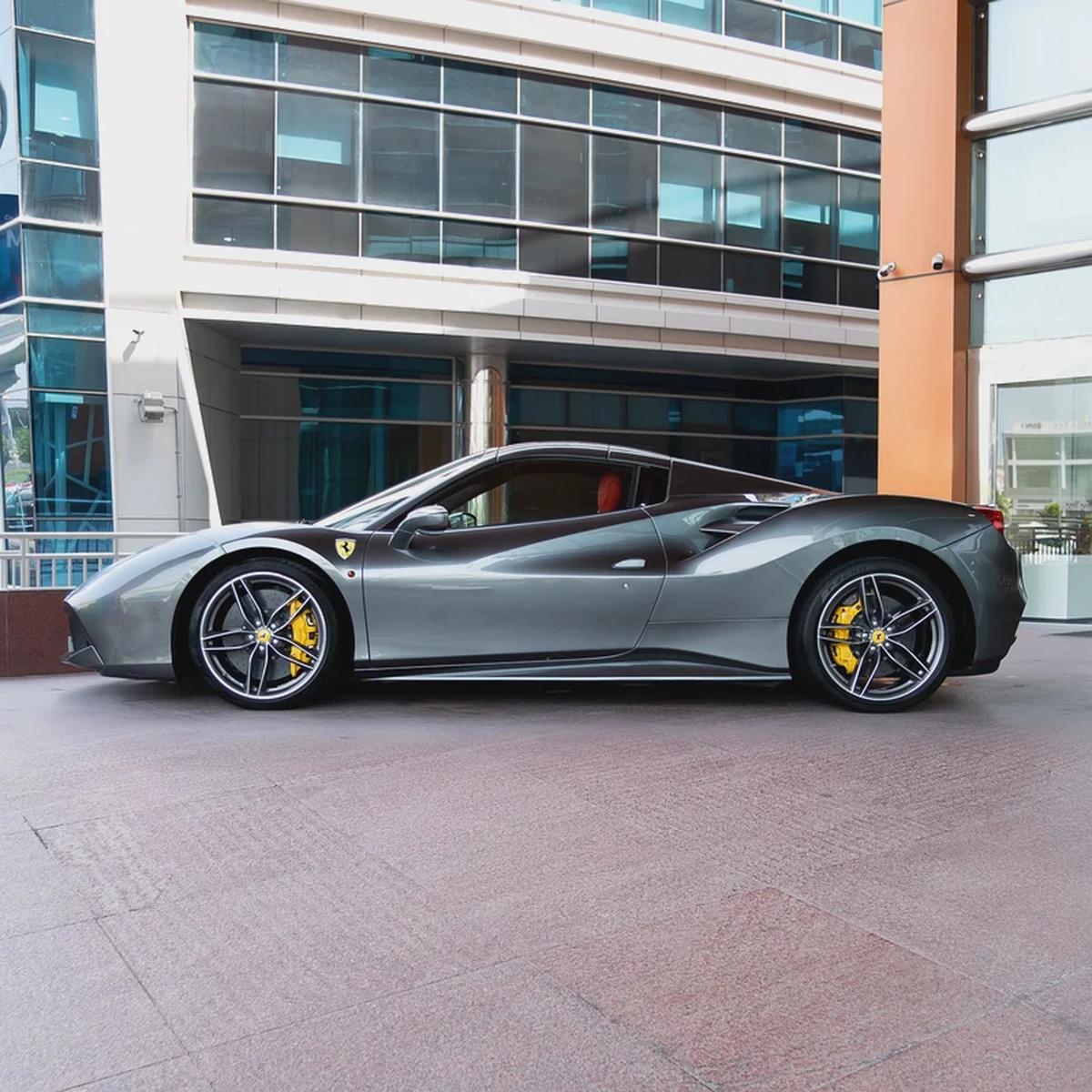 2018 FERRARI 488 SPIDER GCC DONE ONLY 26,000KM( FULL SERVICE HISTORY)-11-11