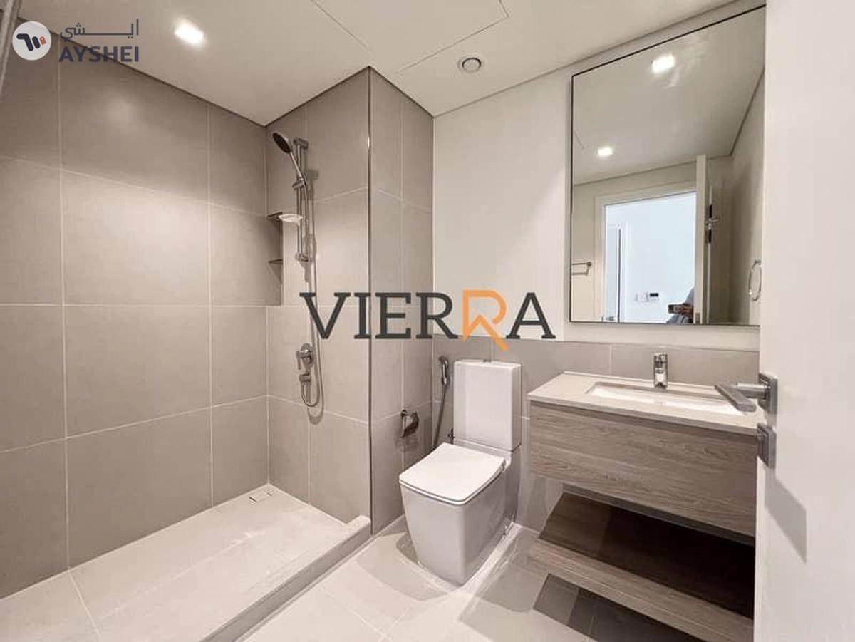 Prime Location l Ready To Move l Huge Plot-3-3