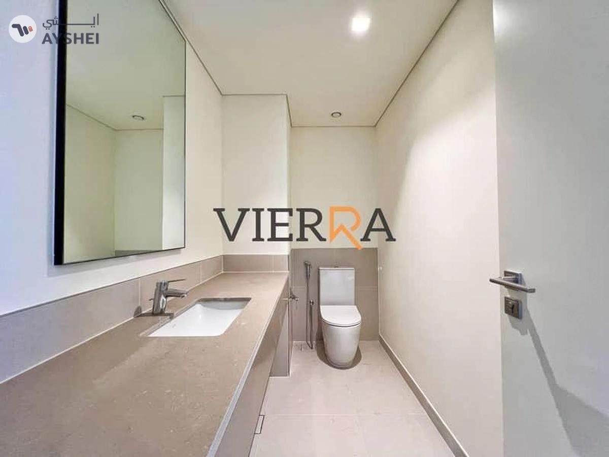 Prime Location l Ready To Move l Huge Plot-7-7