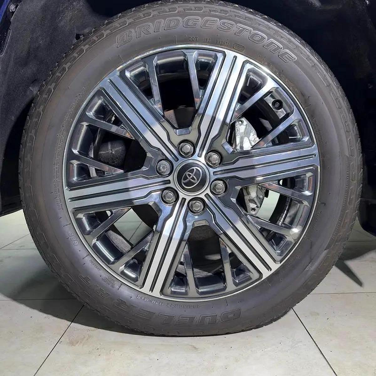2024 TOYOTA SEQUOIA CAPSTONE HYBRID-12-12