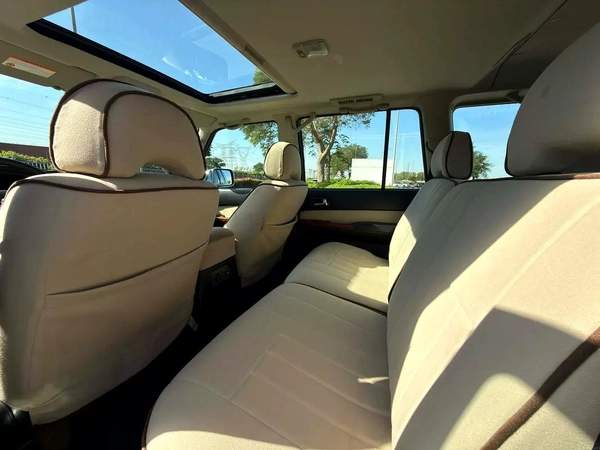 **2017**GCC SPEC NEAT AND CLEAN LESS KILOMETER