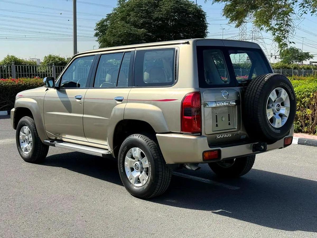 **2017**GCC SPEC NEAT AND CLEAN LESS KILOMETER-15-15