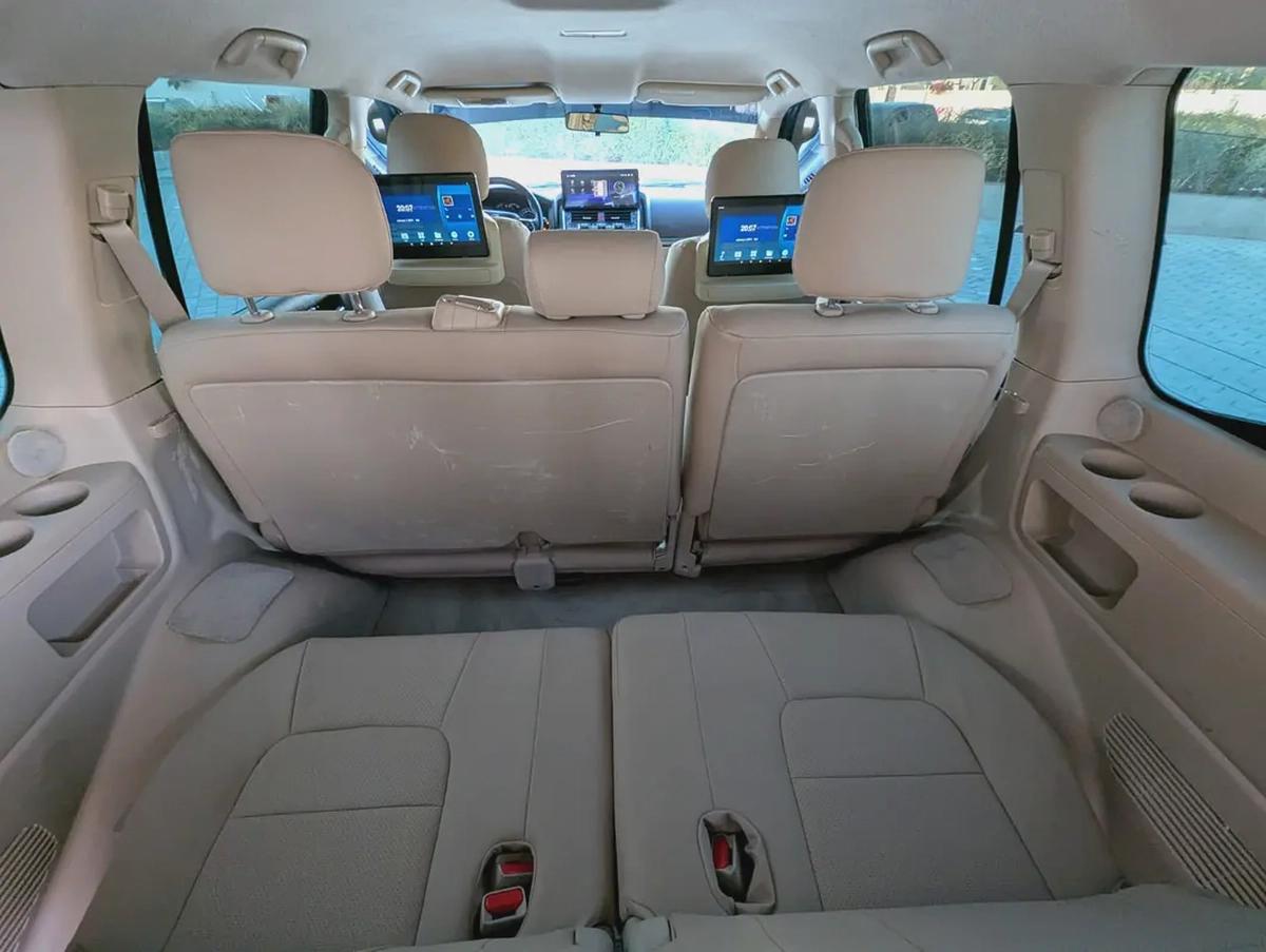 TOYOTA LAND CRUISER 2015 FACELIFTED 2025 WITH INTERIOR AND EXTERIOR GCC V6 4.0L-9-9