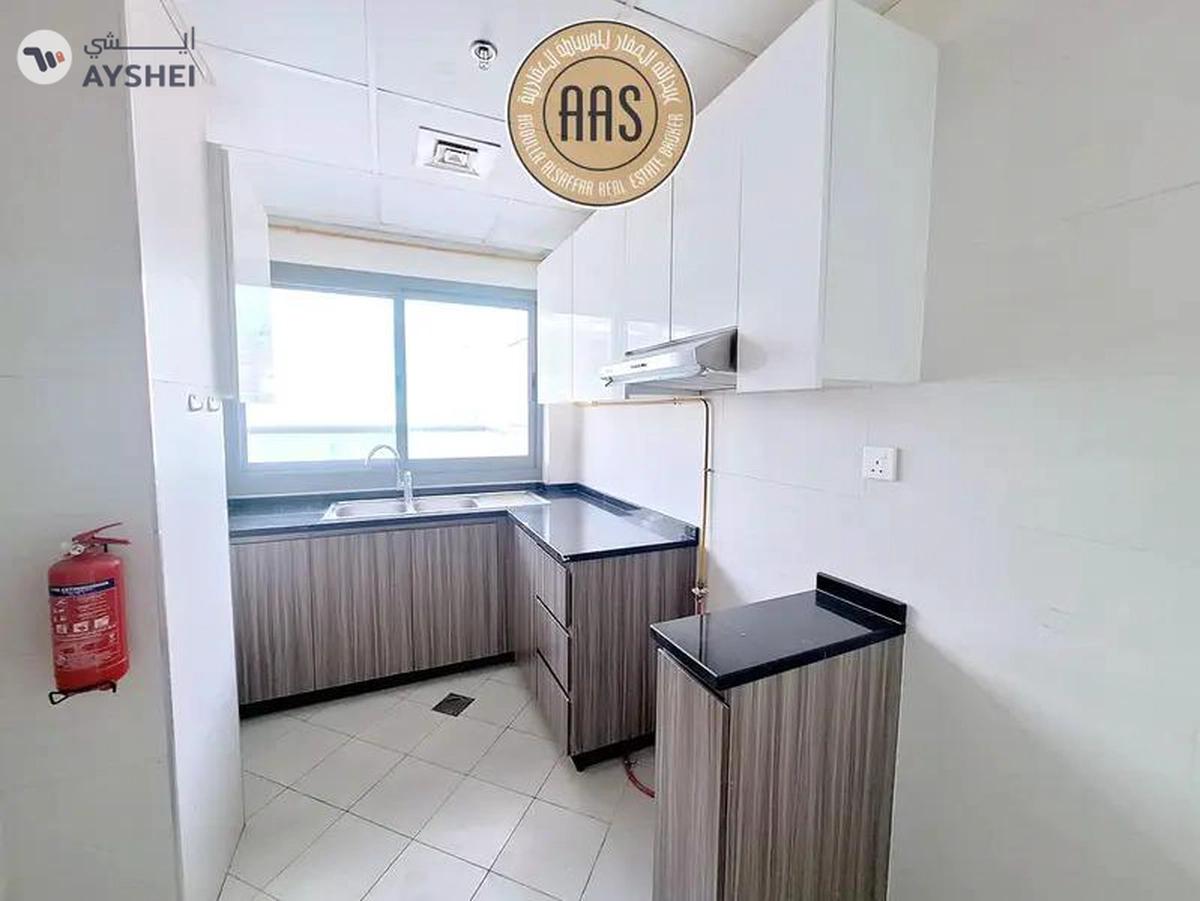 Huge size - 2bhk one Month free | Maid Room- 6 cheques payments-2-2