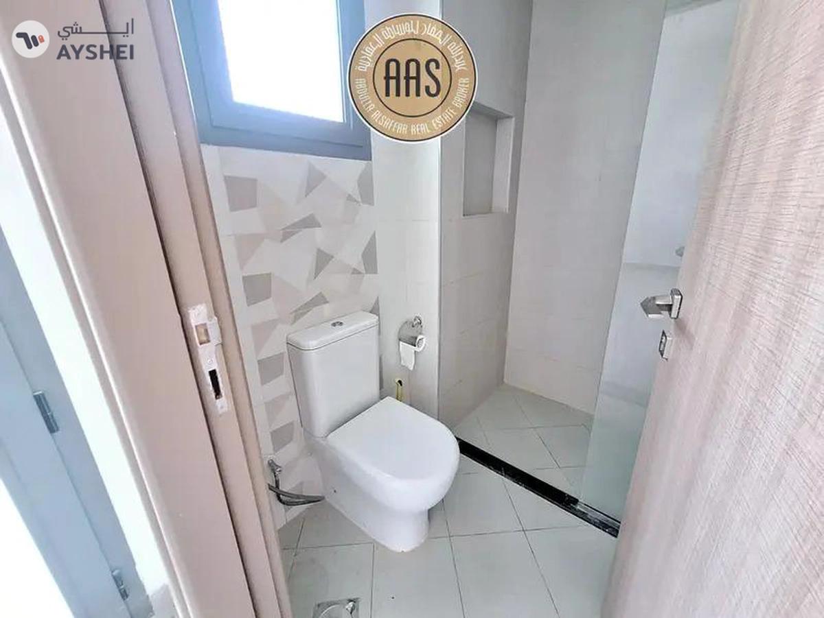 Huge size - 2bhk one Month free | Maid Room- 6 cheques payments-3-3