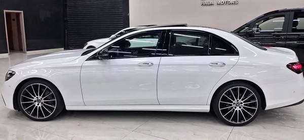 2023 MB E300 AMG KIT // LOW MILAGE //