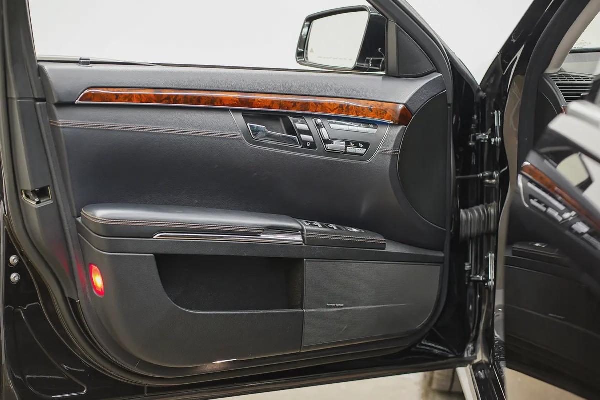 AED 1302 | MERCEDES S500 AMG 2012 | PRISTINE CONDITION | LOW KMS | HI SPECS | 1 YEAR WARRANTY-6-6